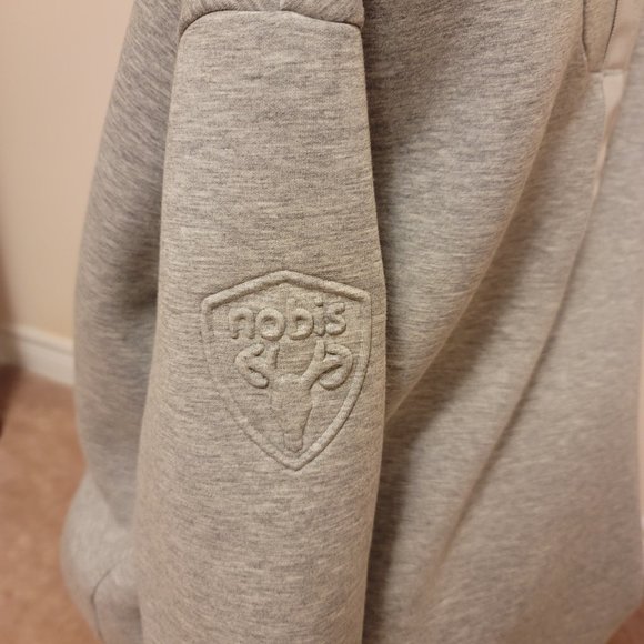 Nobis Aurora Women's Pullover - Picture 8 of 10